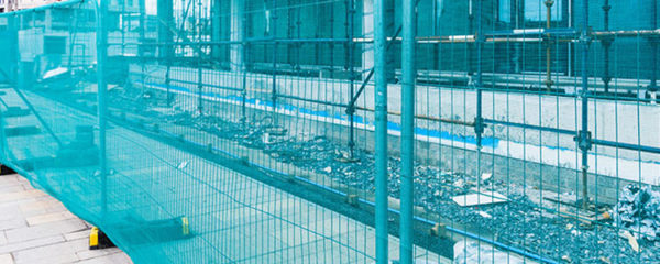 Clôtures et barrières de chantier
